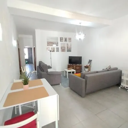 Casa Victoria Apartment *